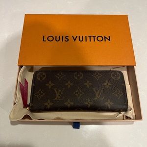 Louis Vuitton Clémence Monogram Women's Wallet - Fuchsia M60742